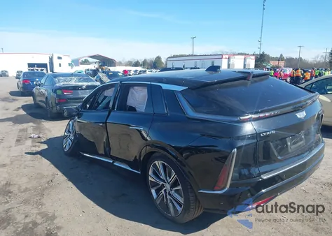 2024 Cadillac Lyriq Luxury W/1Se from USA, damaged, VIN 1GYKPSRL6RZ137850